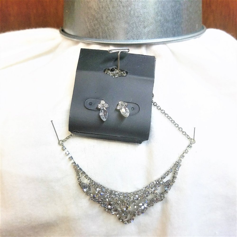 Necklace with matching earrings